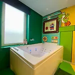Retro Gaming Corner - Arcade Games - Jacuzzi - Sauna - Switch 2 Διαμέρισμα *