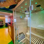 Retro Gaming Corner - Arcade Games - Jacuzzi - Sauna - Switch 2 * Courcelles