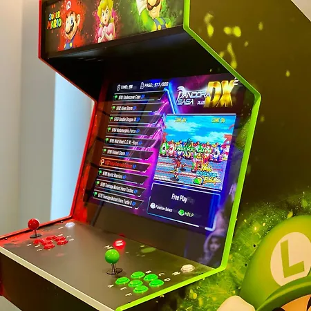Apartamento Retro Gaming Mood - Arcade Games - Jacuzzi - Sauna - Switch 2 Courcelles