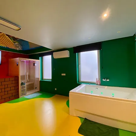 Apartamento Retro Gaming Mood - Arcade Games - Jacuzzi - Sauna - Switch 2
