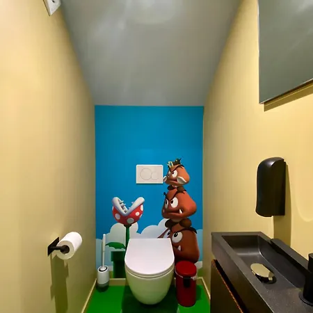 Retro Gaming Mood - Arcade Games - Jacuzzi - Sauna - Switch 2 * Courcelles