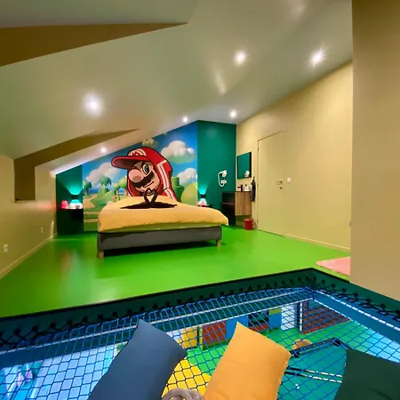 Retro Gaming Mood - Arcade Games - Jacuzzi - Sauna - Switch 2 Courcelles